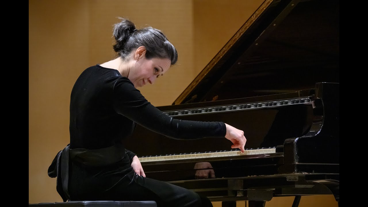 Frederic Mompou: Preludi núm  5 - Alba Ventura, piano