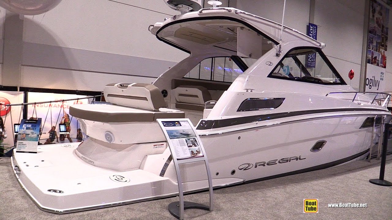 2017 Regal 35 Sport Coupe Motor Yacht - Walkaround - 2017 Toronto Boat Show