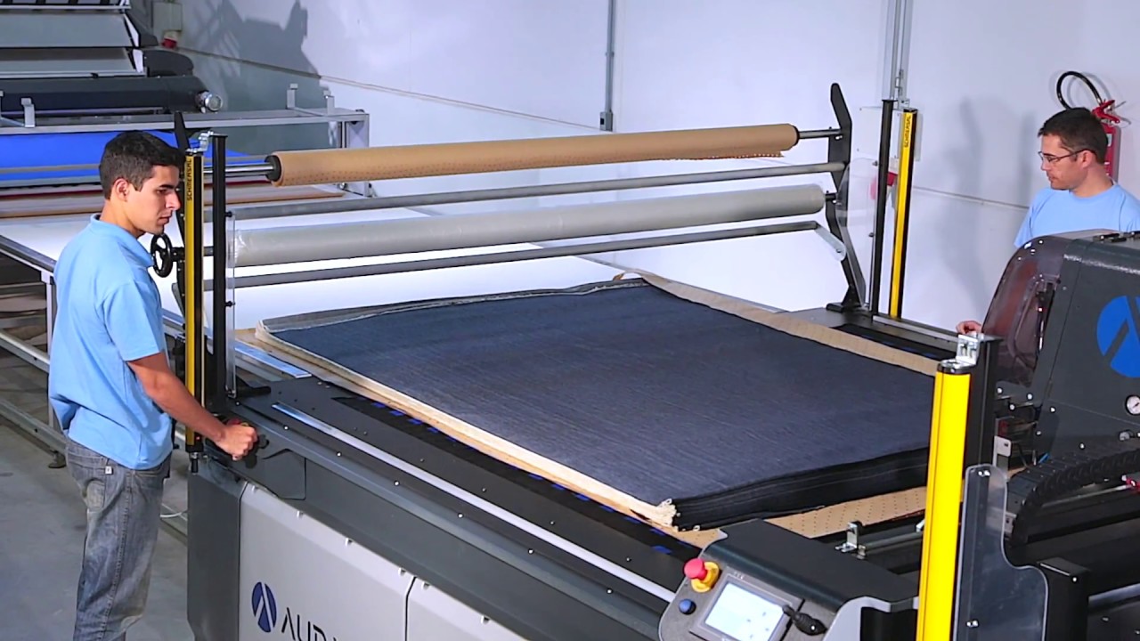 Audaces Neocut Bravo | English