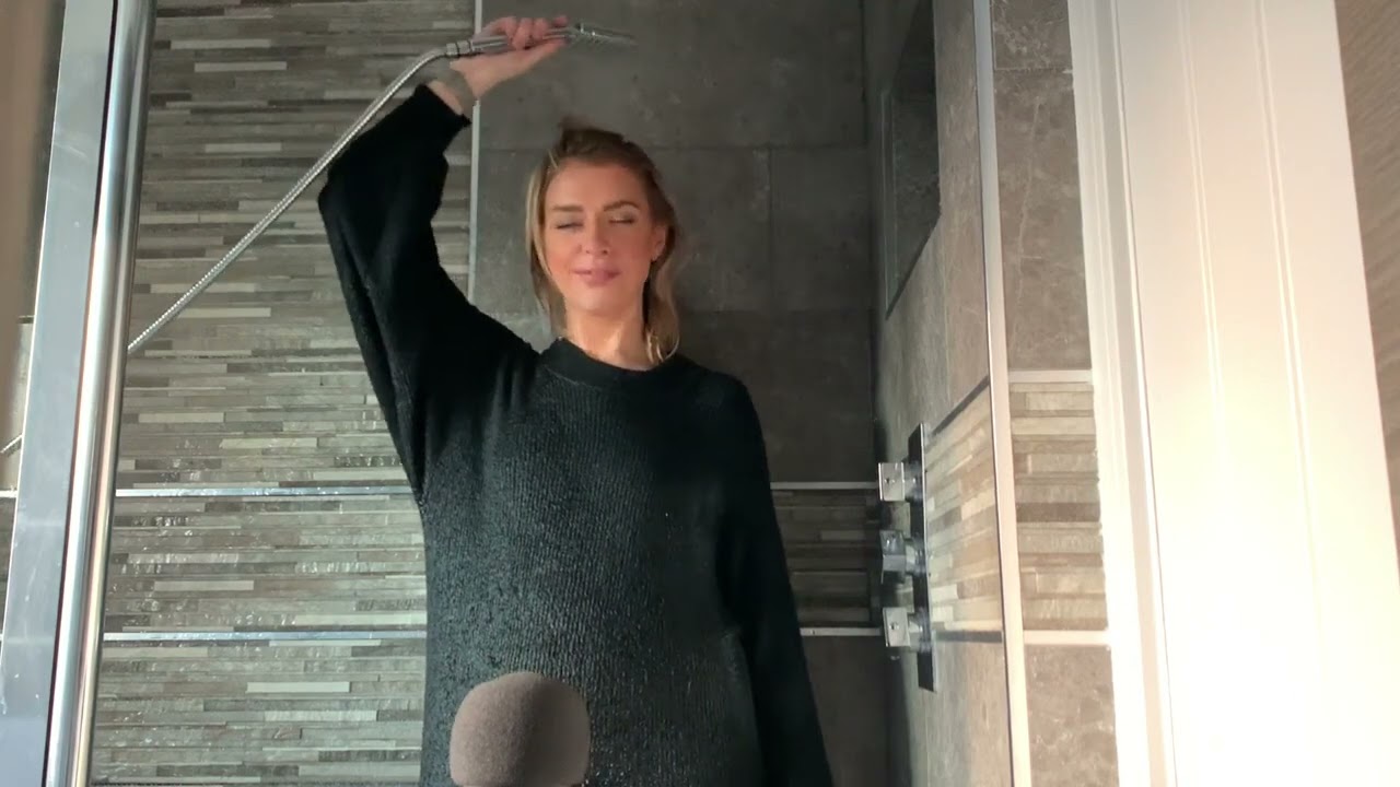 [ASMR] Wet clothes sounds | Leather Look Leggings | Oversized Fluffy Jumper [Shower] 🚿