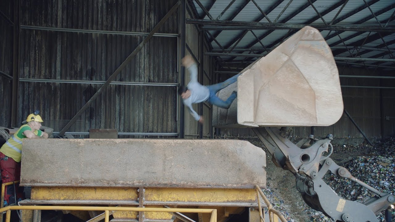 Funny Norwegian Commercial for Sirkel