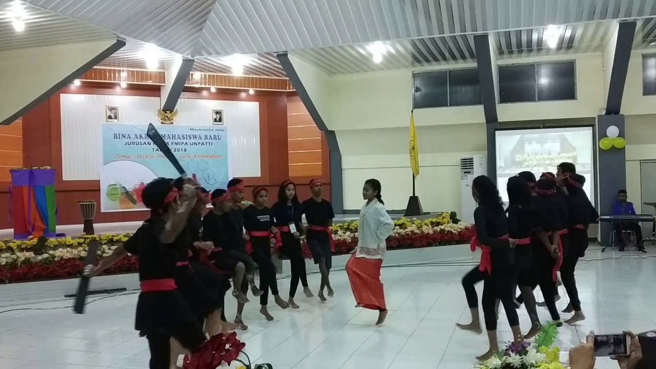 Tarian Maku-maku Maluku Seram