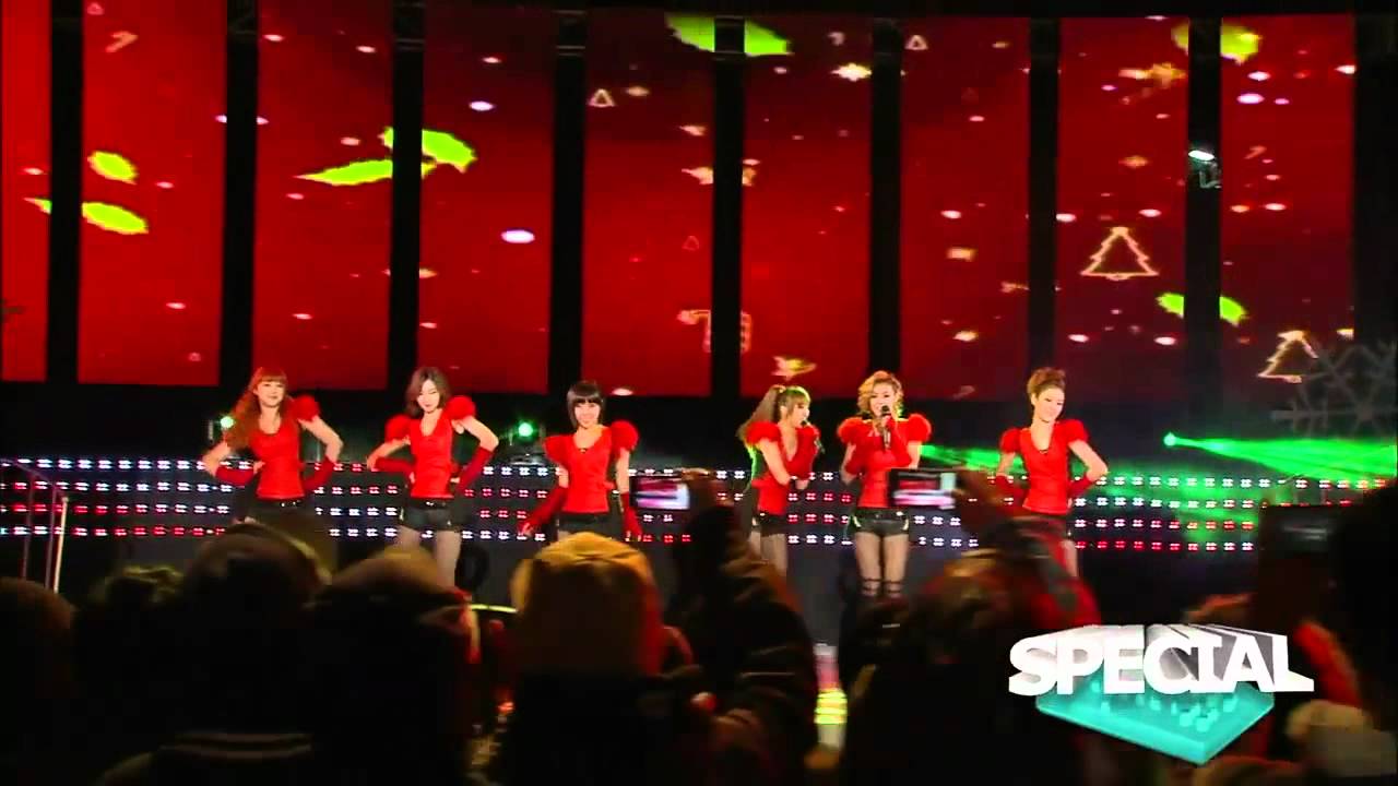 111223 Rania-All I Want For Christmas Is You @MTV The Show