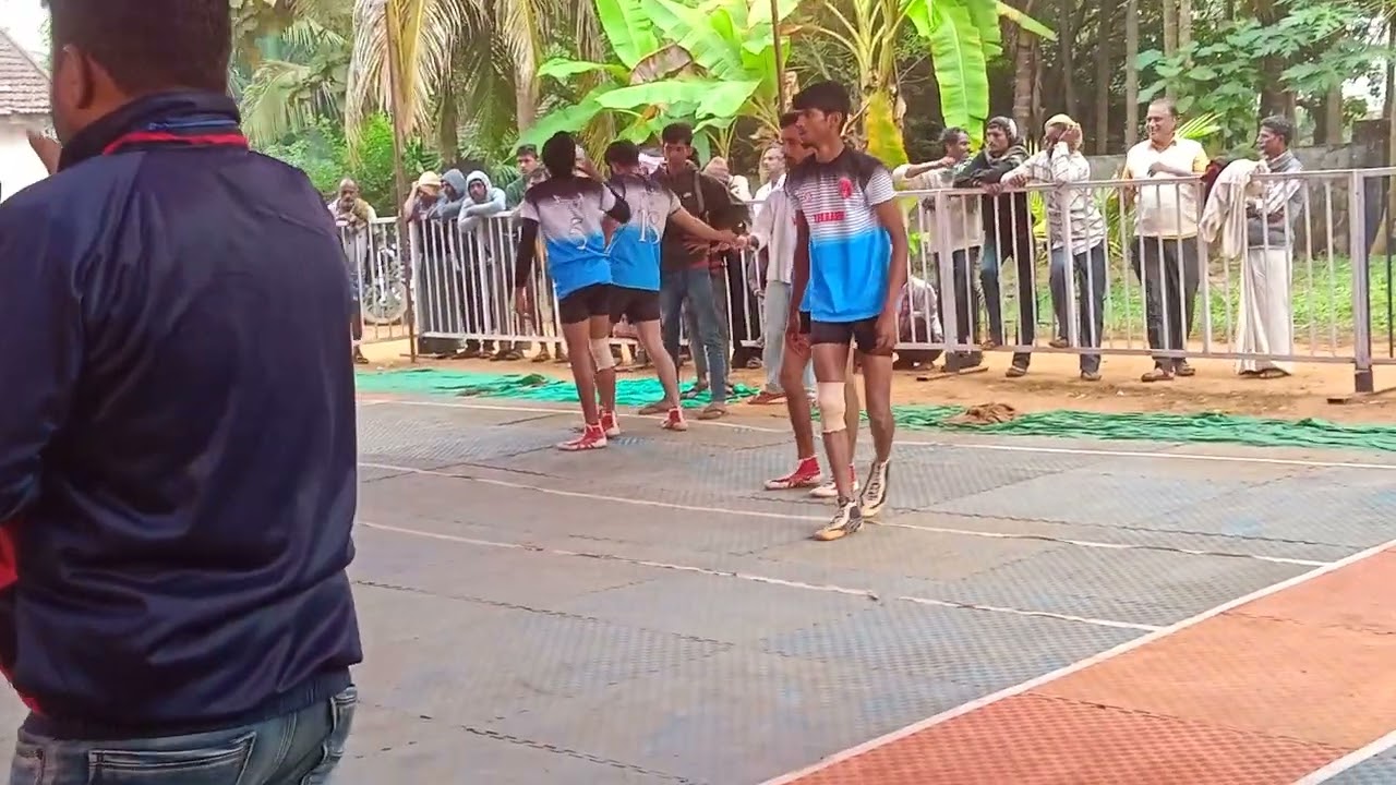 Tavanandi vs Tiluvalli final match at kerekoppa