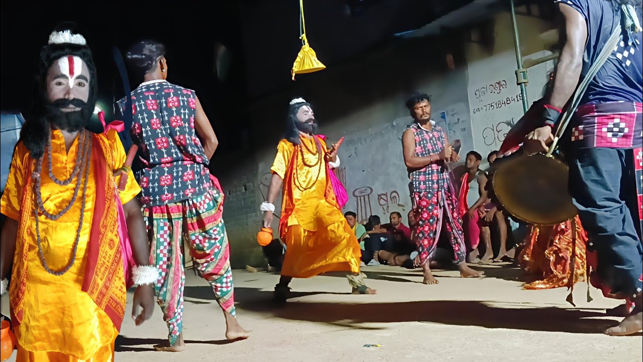 ବିଶ୍ୱକର୍ମା ପୂଜା ଉପଲକ୍ଷେ ଯୋଗୀ ଯୋଗିଆଣୀ ଦଣ୍ଡ ନୃତ୍ୟ 