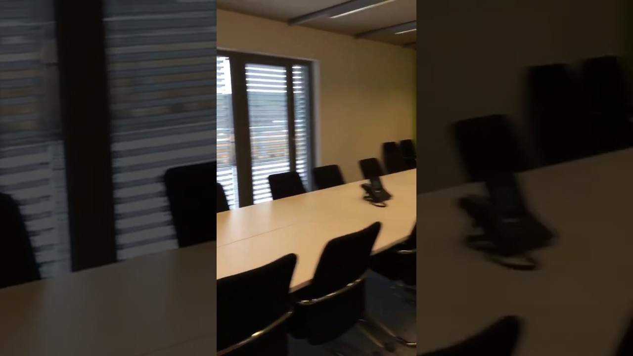 Salle de r&eacute;union du centre d'affaires SQUARE &agrave; Libramont-Chevigny