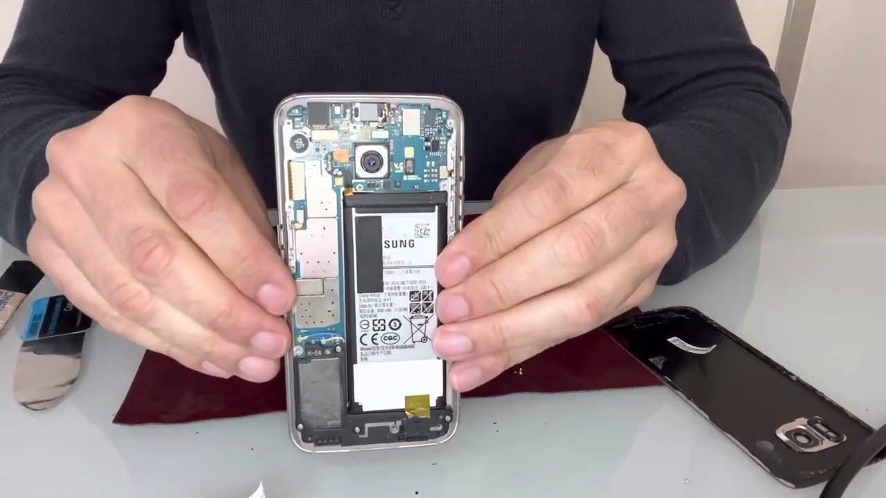 Changement de la batterie d un Samsung S7 et pourquoi la vitre arrière se décolle mal