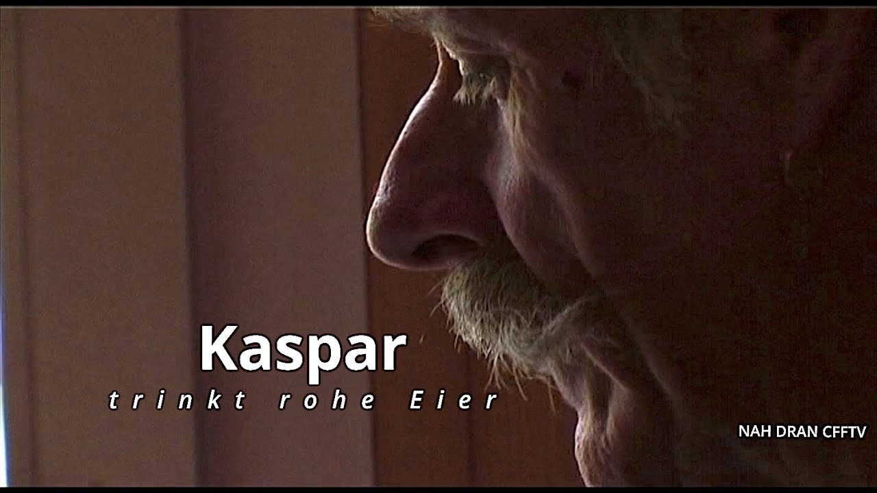 Kaspar trinkt rohe Eier