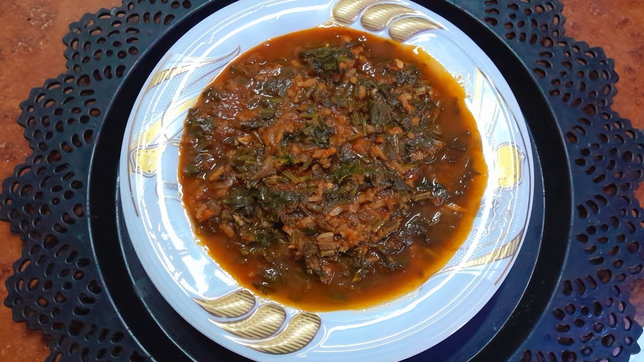 طريقه عمل السبانخ بالطشه 😋الطريقه الاصليه #سبانخ بالطشه#اكله فى السريع مع دودو 
