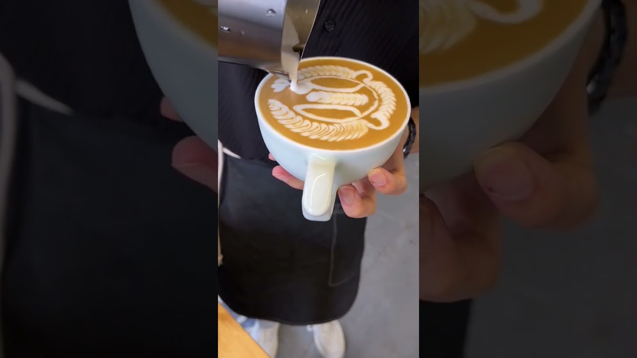 Amazing Latte Art Design #lion #latteart #aesthetic #coffeelover #latte