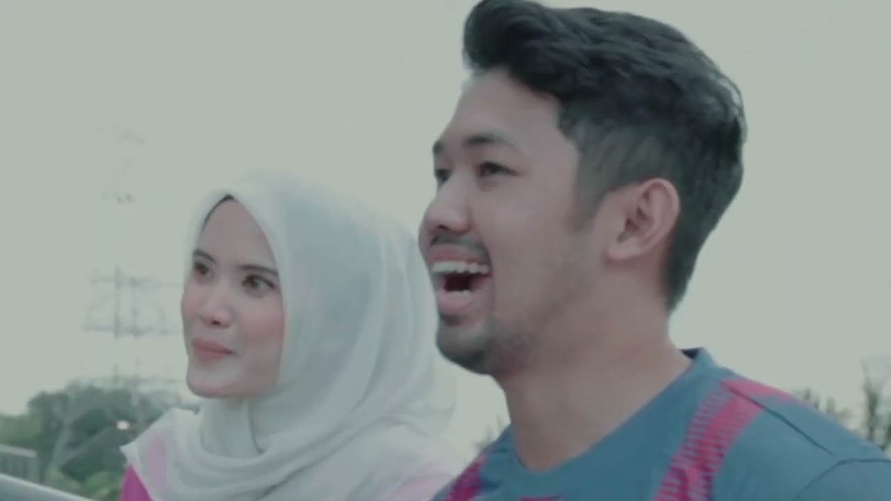 Standup Everywhere by Mad Sabah - Tour 