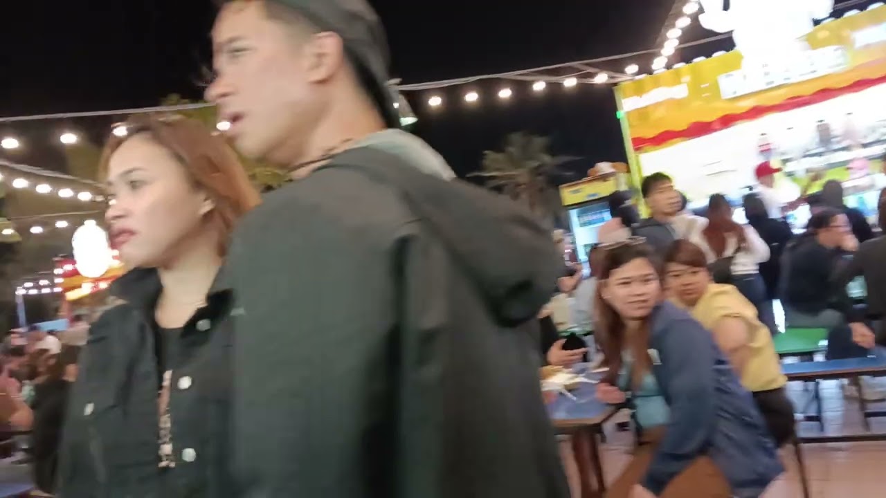 Eat night market Abu Dhabi, pilipino foods,🌉
