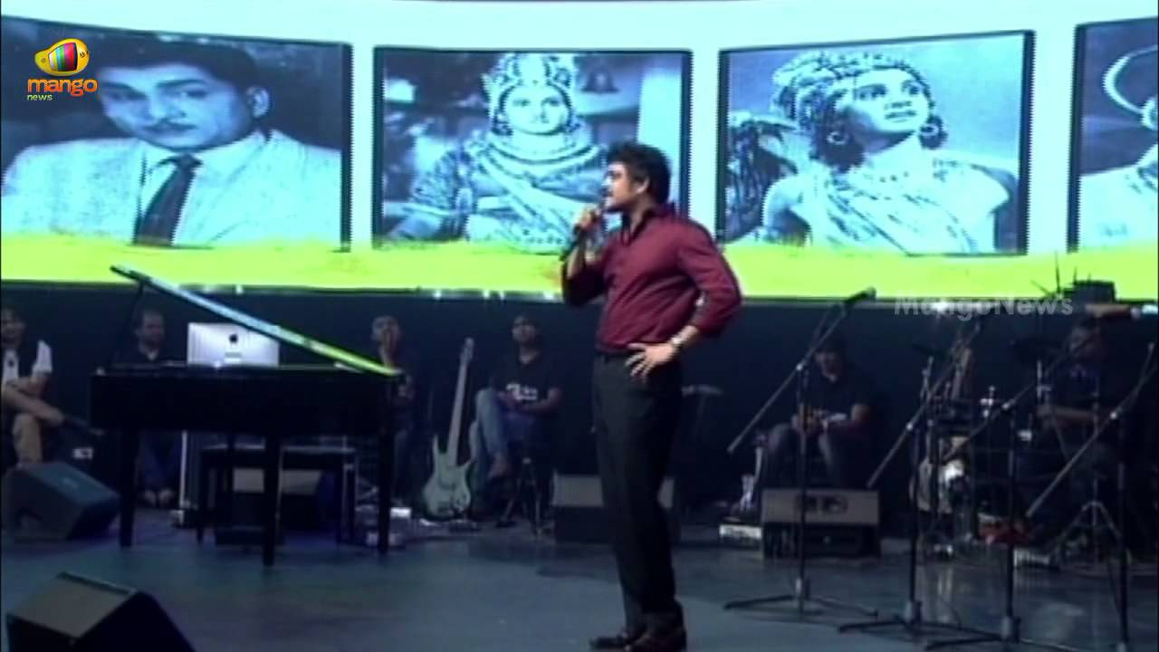 Nagarjuna cries @ Manam audio launch - Nagarjuna emotional speech - Samantha,  ANR, Naga Chaitanya