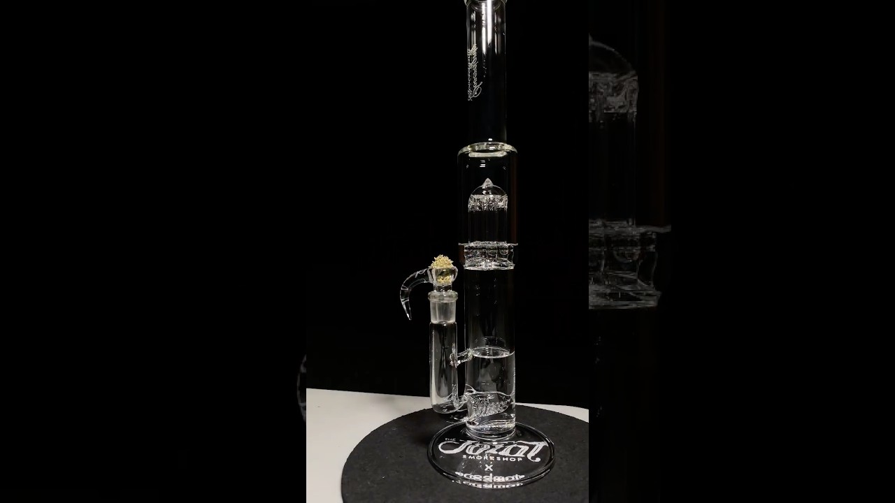 downstem is better then every stem #sovreigntyglass #downstem #8arms #glasswork #420 #friendbong