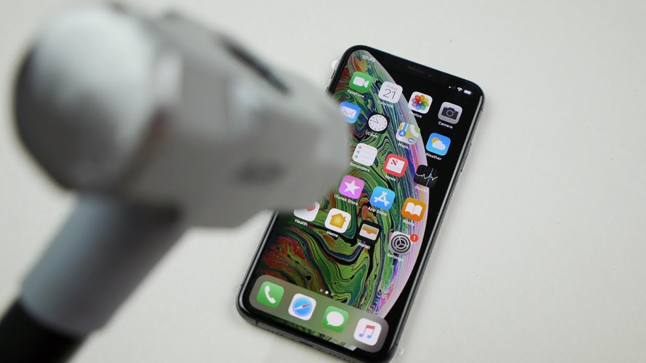 How Durable is the iPhone XS Max? Hammer & Knife Test!