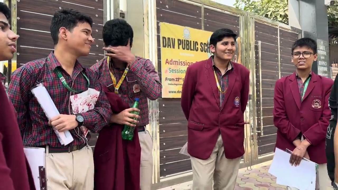 Class 10 Students Ka Anurag Sir Ne Le Liya Physics Ka Test !
