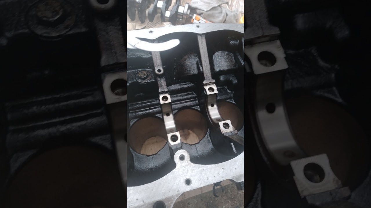 pemasangan metal bulan