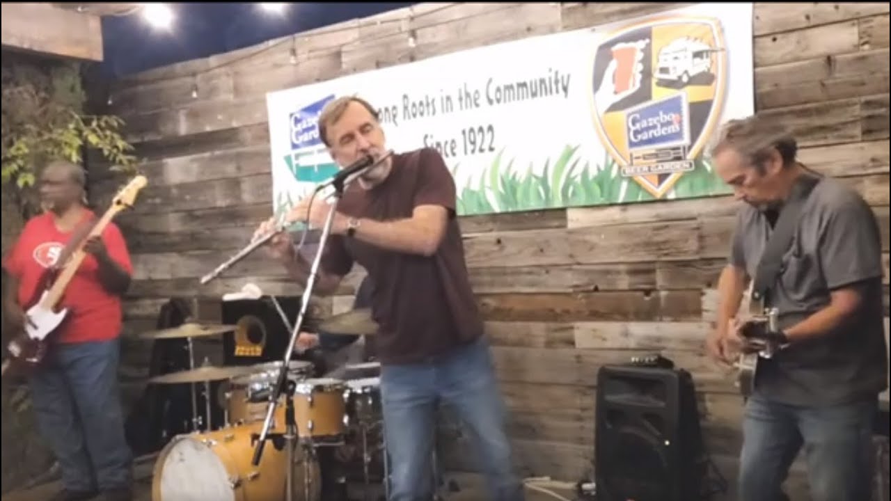 Jim Schmidt Jazz performs 