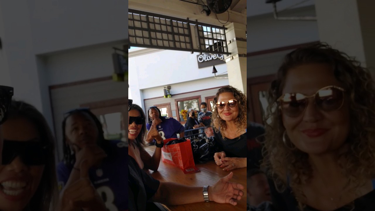 Where locals go in Honolulu. Bar time #shorts #honolulu #bargirls #locallife