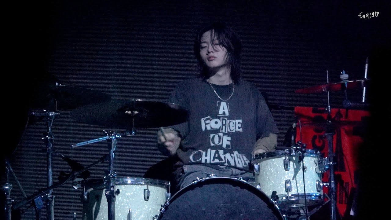 250504 Dragon Pony(드래곤포니) '지구소년' | 고강훈 직캠 | 1st Concert 'Not Out' in SEOUL