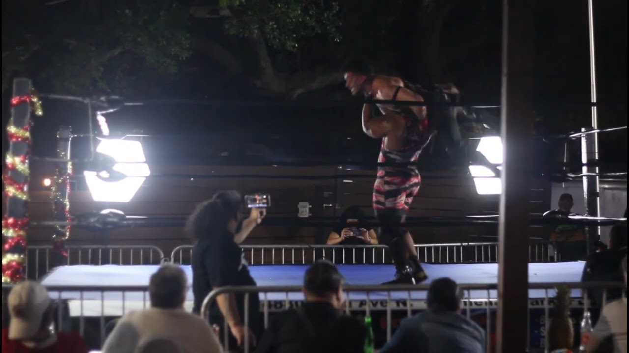 POW Wrestling Payment on a Pole Match Javon Dymond vs. Mo Malik vs. Papi D in St. Petersburg, FL