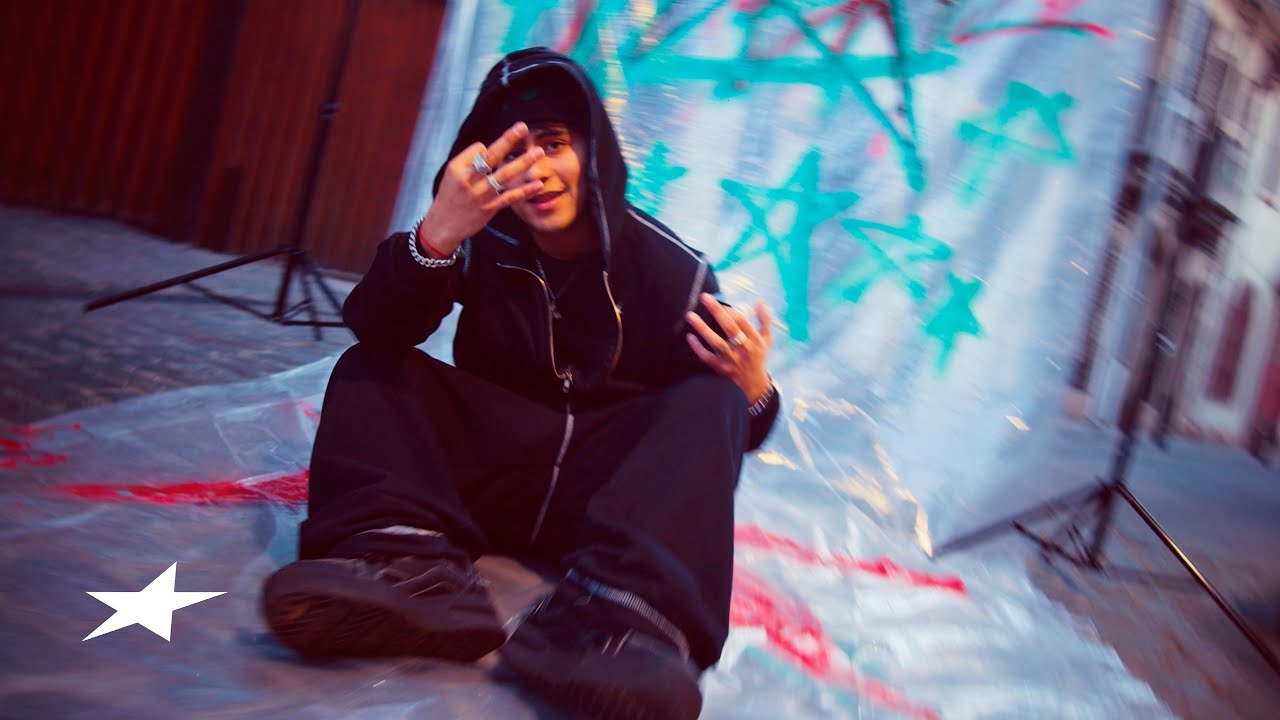 Wizu - SANTA VVS (Video Oficial)