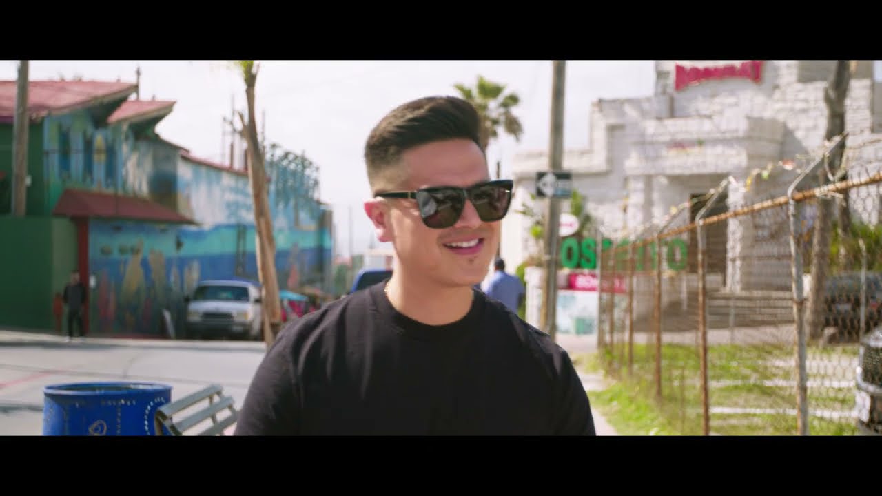 Mi Perro Y Yo (Video Oficial) - Sonora Collective
