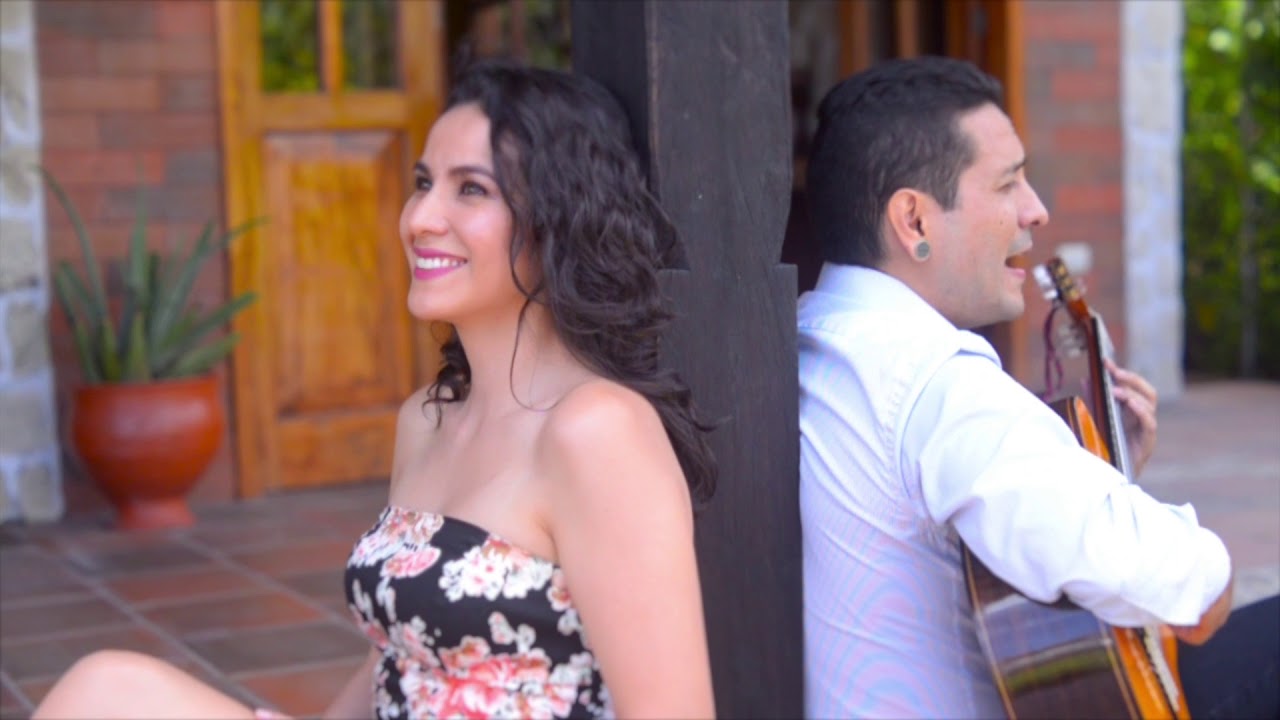 Muñequita Morena - Tulio Bustos (Video Oficial)