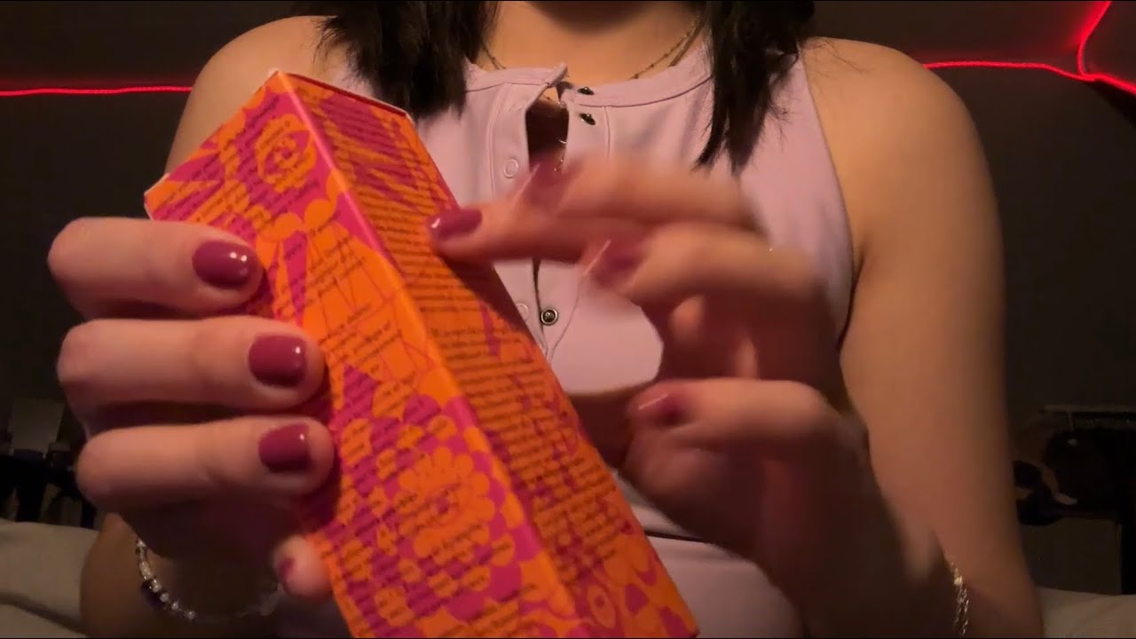 20+ red and pink triggers for valentine’s day!!!💕🎀🥰💐♥️ fast and aggressive asmr
