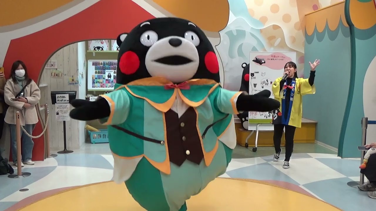 【くまモンスクエアくま納め2024】くまモン！会場から悲鳴がｗファンタジーモンの衣装なぜか脱ぎ捨てちゃったｗ