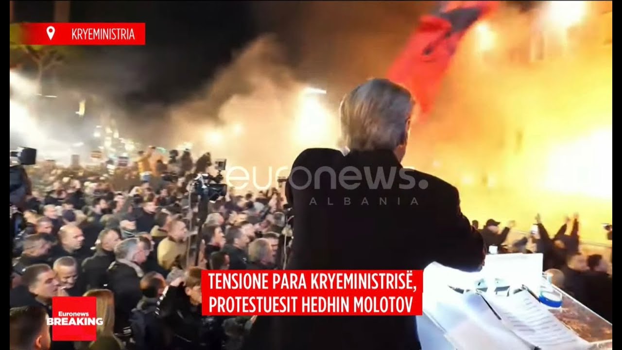🔴LIVE/ Nga selia e PD, Berisha udhëheq turmën drejt Kryeministrisë! Skenaret për tym e flakë