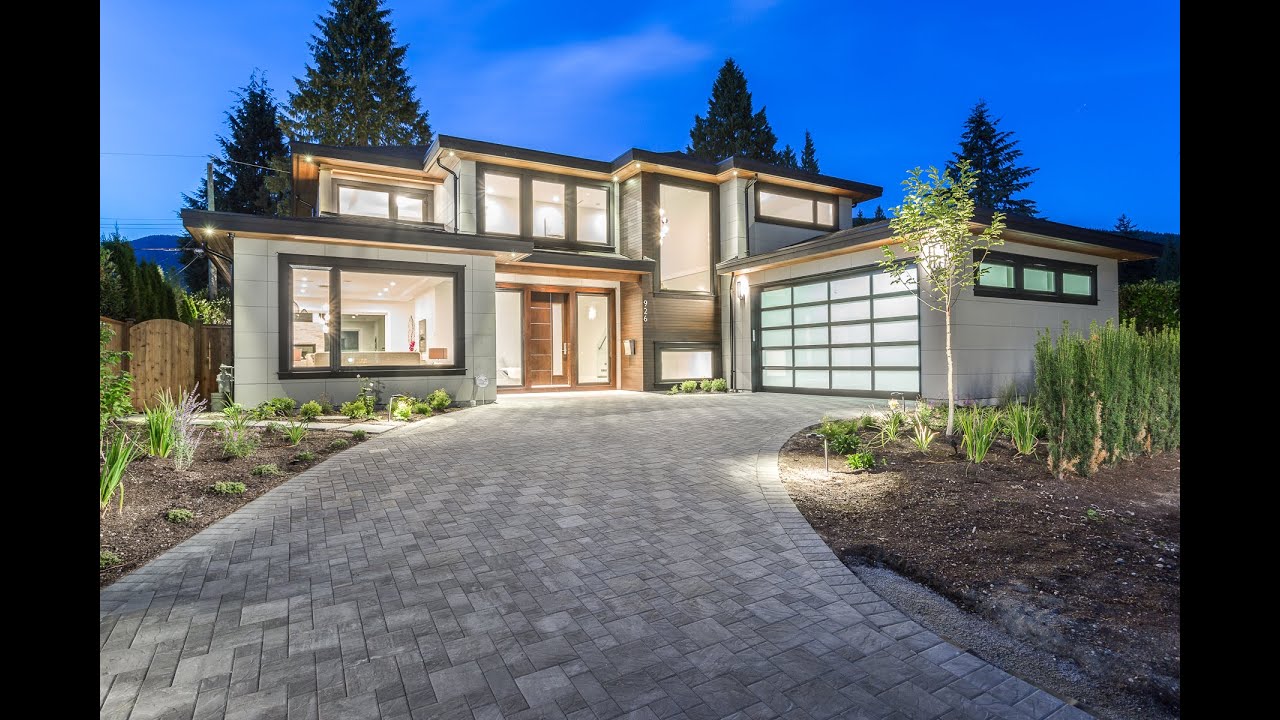 926 Wentworth Avenue, North Vancouver | Karim Bhatia - 360hometours.ca