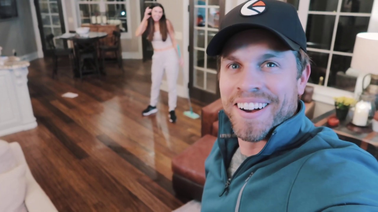 WE GOT A PUP 🐶| VLOG³ 20