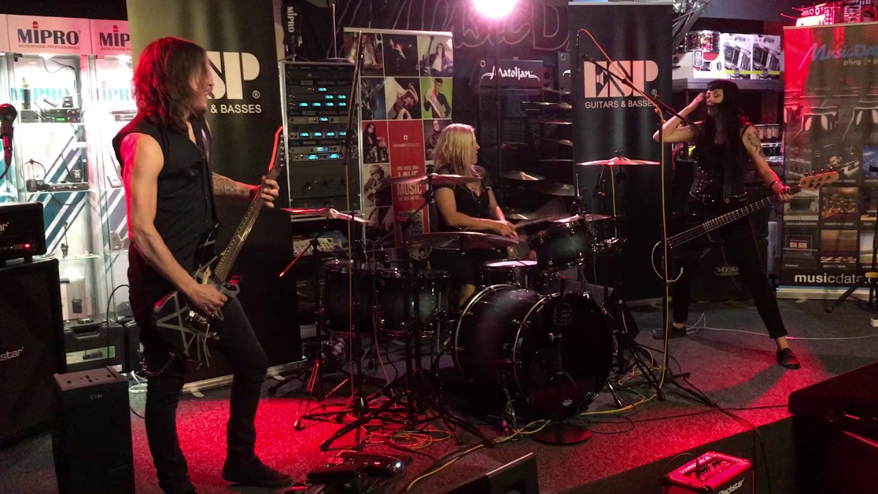 School of Metal v MusicData &ndash; Alex Scholpp, Niki Skistimas, Grog Lisee