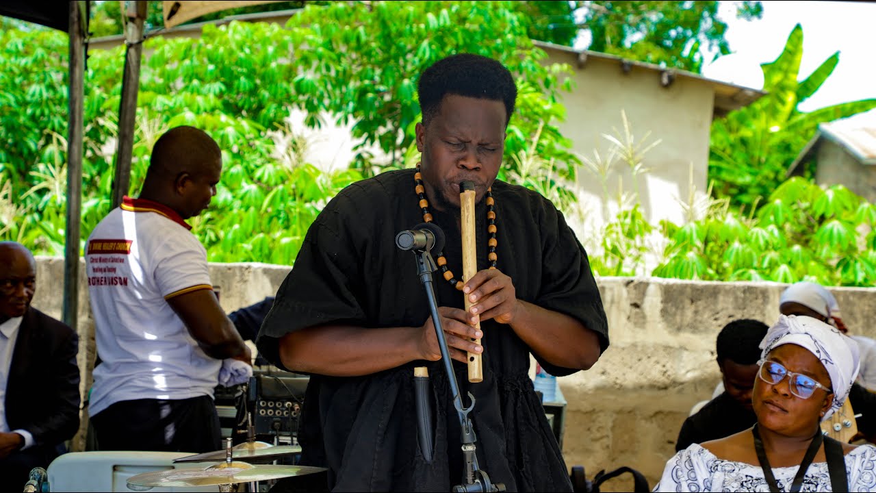 Emotional Ashanti Funeral Dirge on the Atenteben Flute