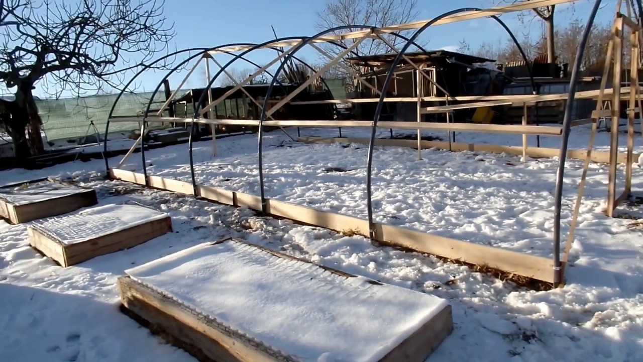 auto-costruzione serra, DIY greenhouse homemade, costo basso, (puntata 4)