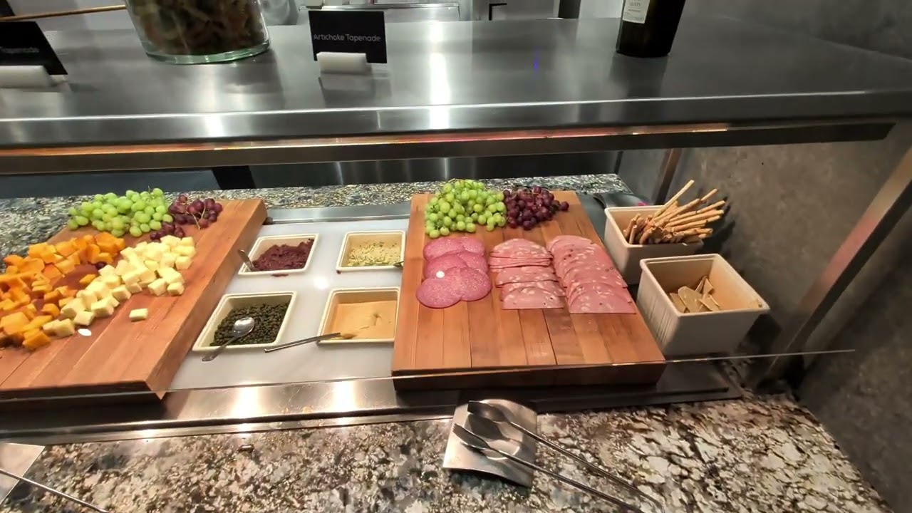 Las Vegas Buffet: Rampart Casino NY Deli Night 5.5/10 $44 per person