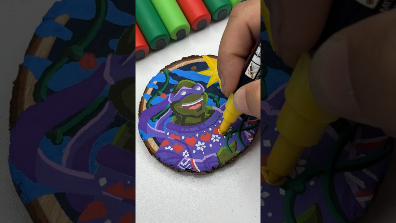 🎄 Drawing TMNT Donnie  but on a Christmas Ornament 🎄#christmas