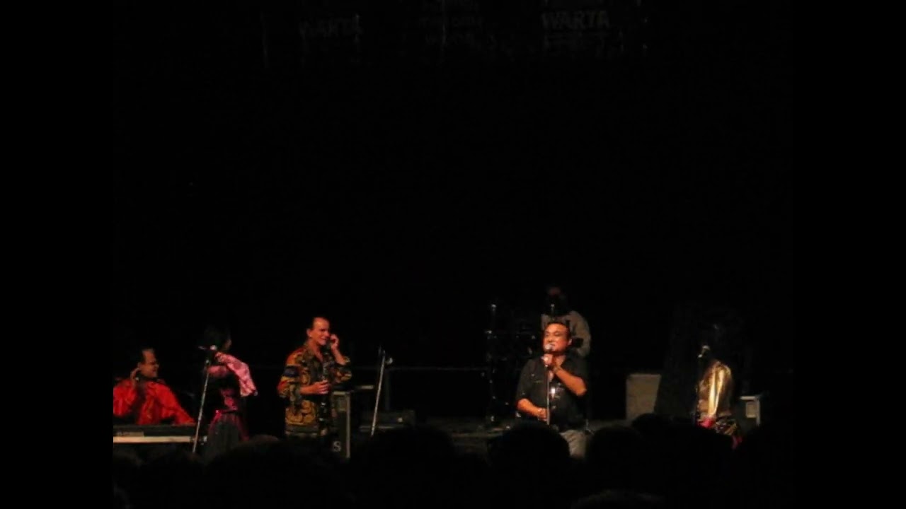 Dymarki - gwiazda wieczoru Don Wasyl - Nowa Słupia - 08.2006
