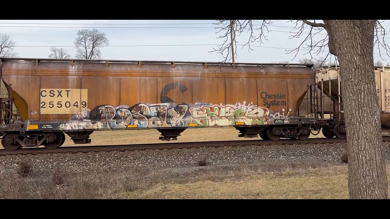 SW Ohio Train Action with a Heritage Unit