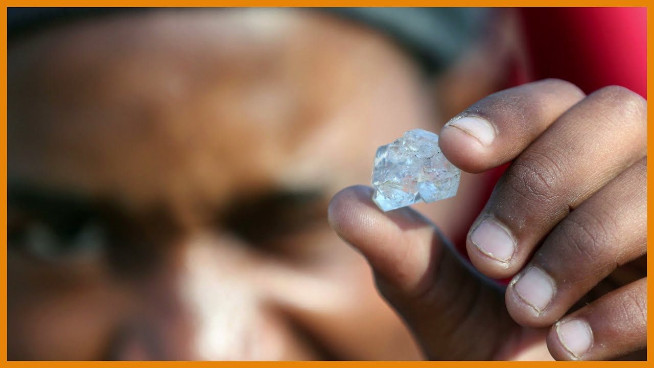 Slideshow: Diamond hunters flock to South African village