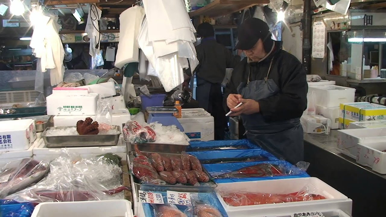 Niezwykly Swiat - Japonia - Tokio - Targ rybny Tsukiji cz 1