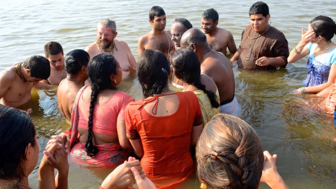 Ganga Ma - Bhakti Aloka Paramadvati Swami