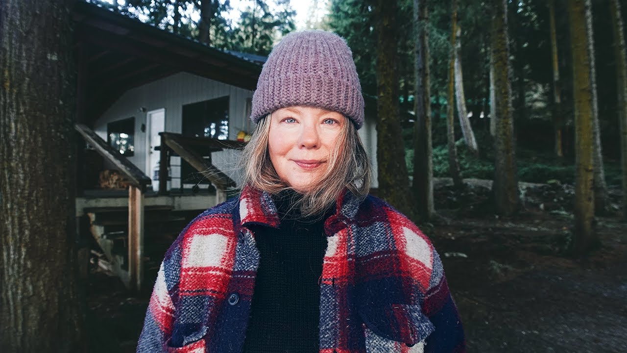 The Wolves Are Back! 🐺 | Living Off-Grid In British Columbia's Wilderness