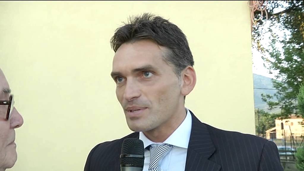arbitri di calcio irrati e nicchi