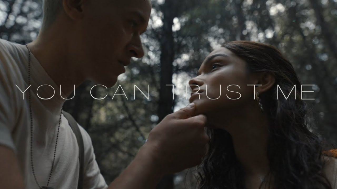Coriolanus snow and Lucy gray baird | you can trust me