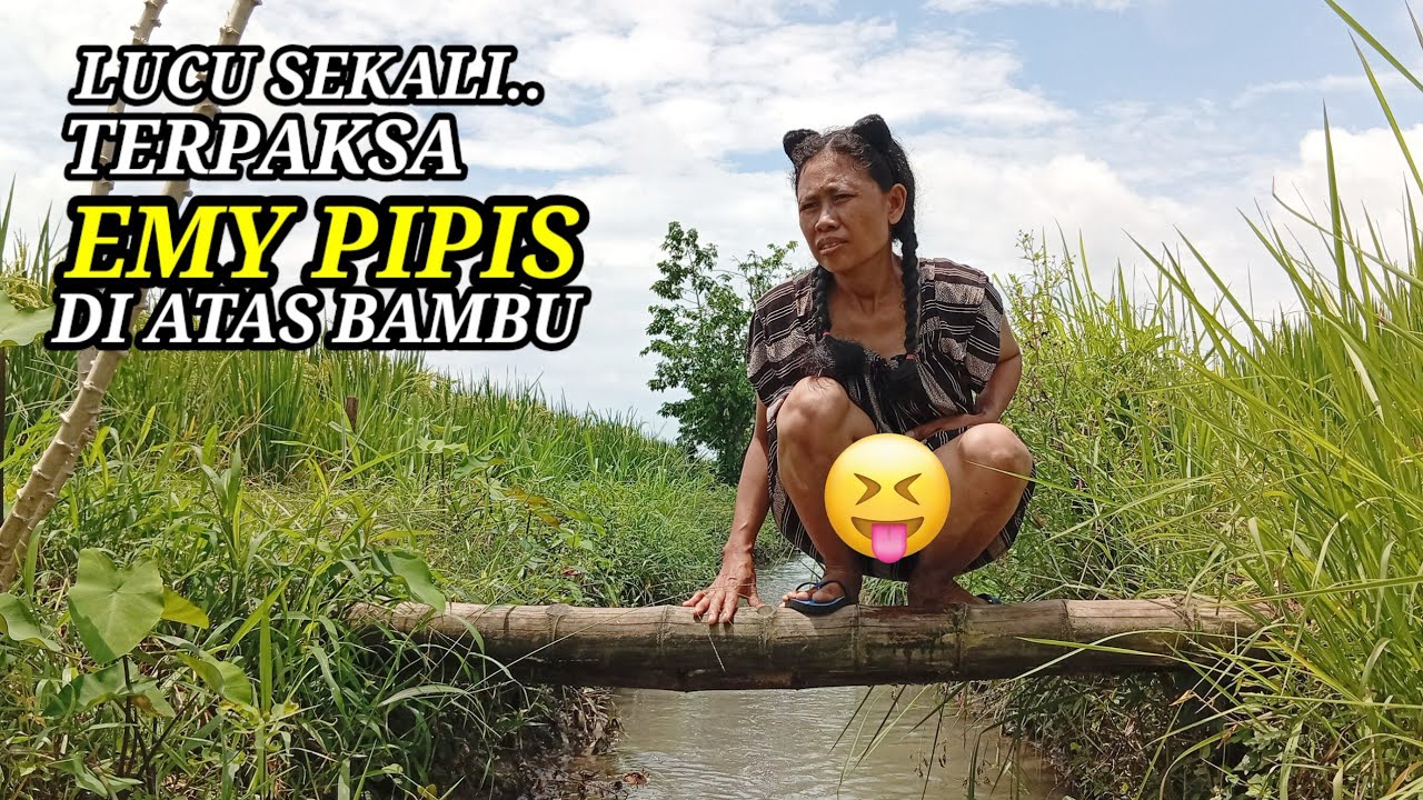 Pulang dari sawah... Gak tahan langsung .. ❓lucu sekali ngakak banget 