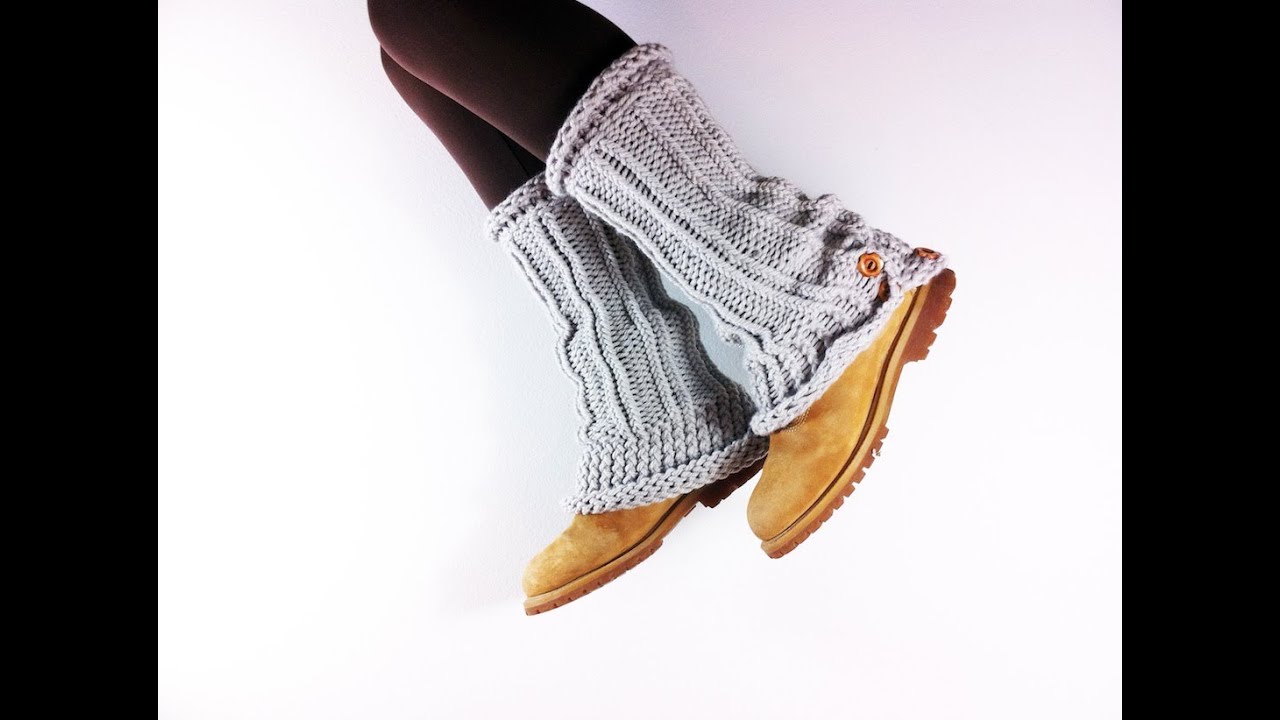 How to Loom Knit Leg Warmers (DIY Tutorial)