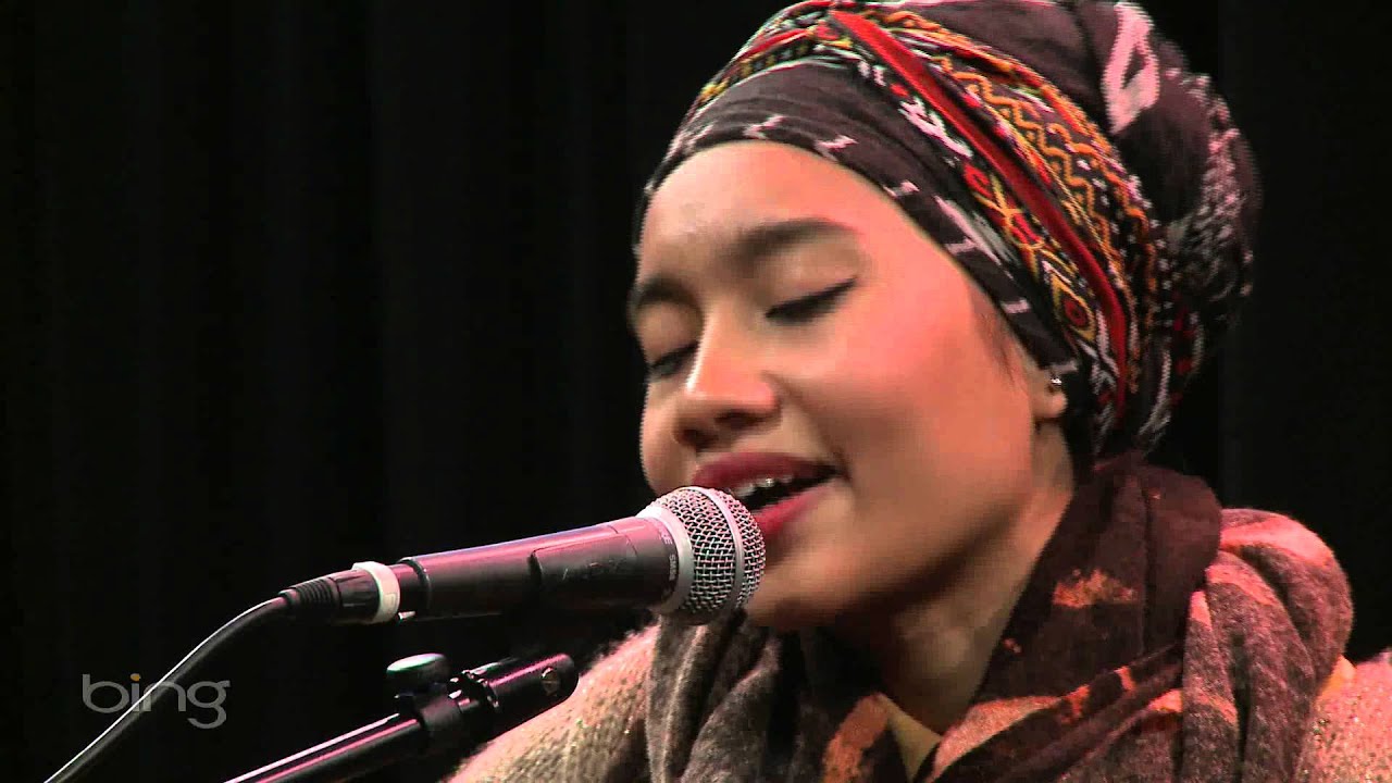 Yuna - Dan Sebenarnya (Bing Lounge)