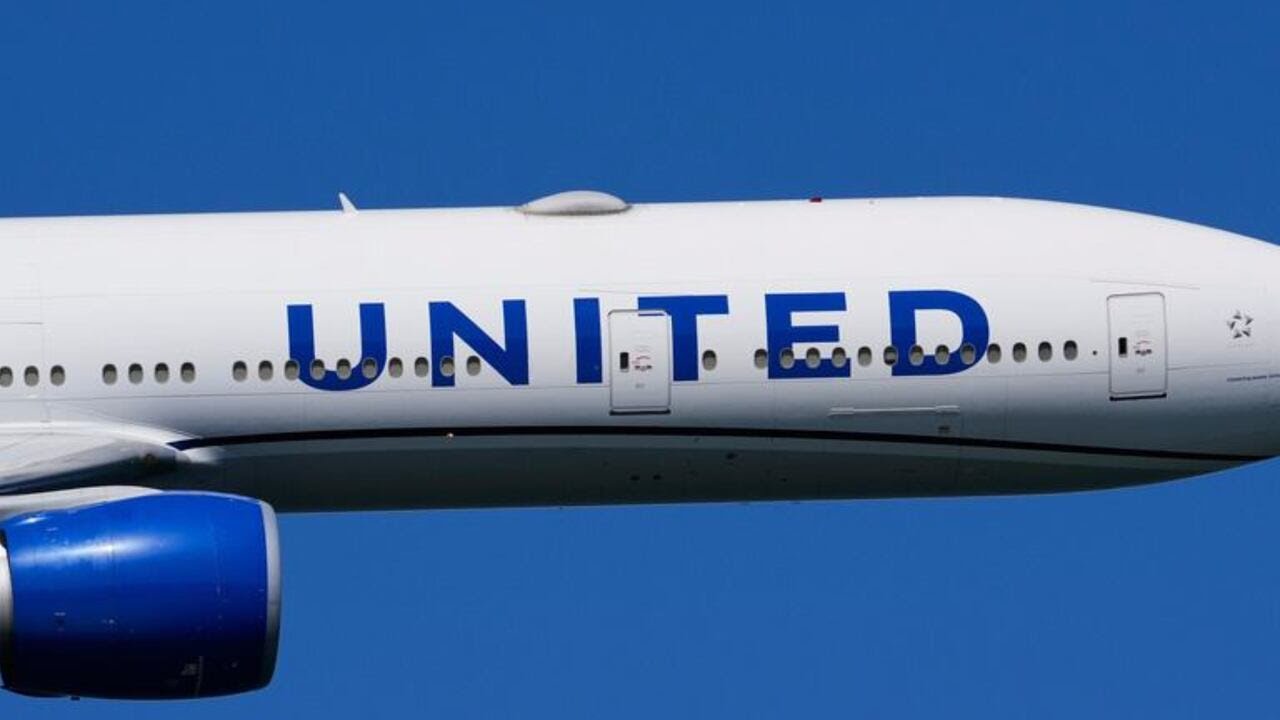 Авиакомпания United Airlines повысит летние тарифы на 20 процентов.